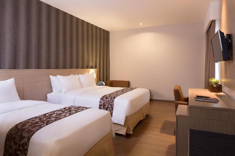 Ayaka Suites Jakarta Phòng bức ảnh