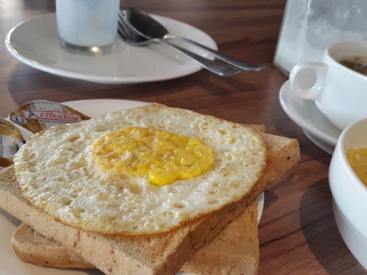 Ayaka Suites Jakarta Ngoại thất bức ảnh